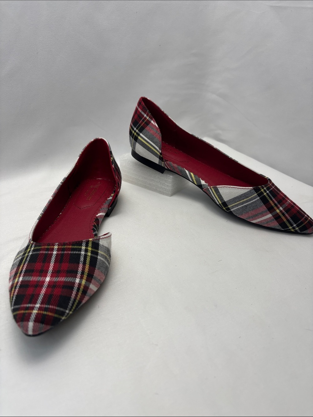 Isaac Mizrahi‎ Amaya D’Orsay Tartan Red Plaid Pointed Toe Flats Women’s 8 - #413